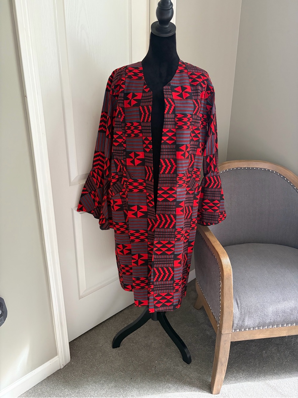 Source Unknown Black and Red Geometric Open-Front Jacket